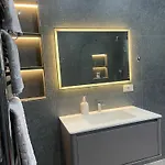 White Star - With Parking