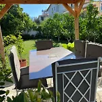 White Star - With Parking *