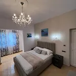 White Star - With Parking *