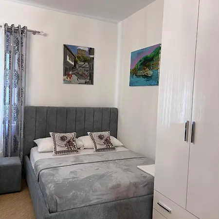 White Star - With Parking