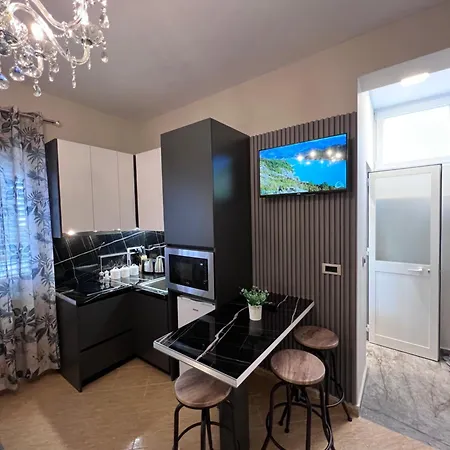 White Star - With Parking Appartement