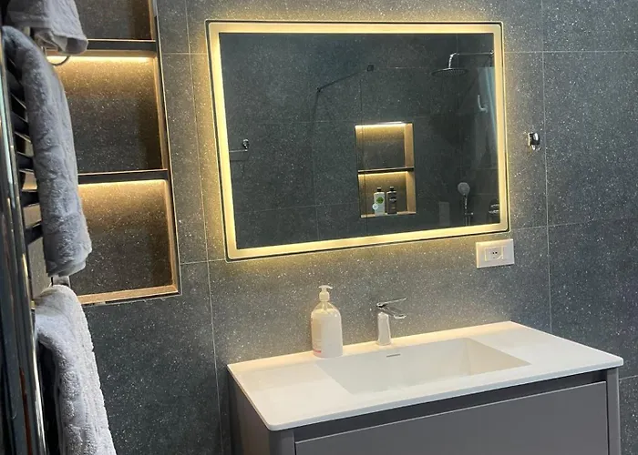 White Star - With Parking