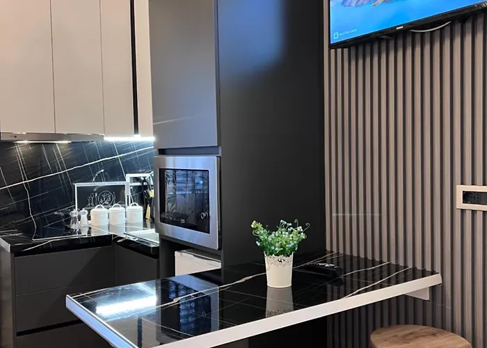 White Star - With Parking Τίρανα