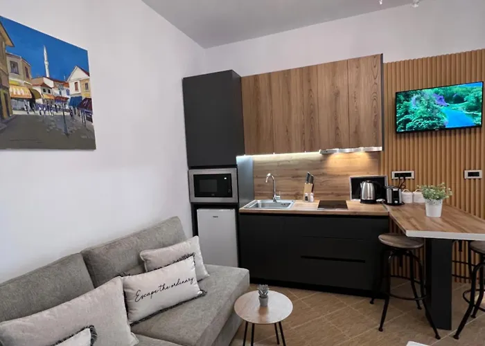 Apartment White Star - With Parking Tirana