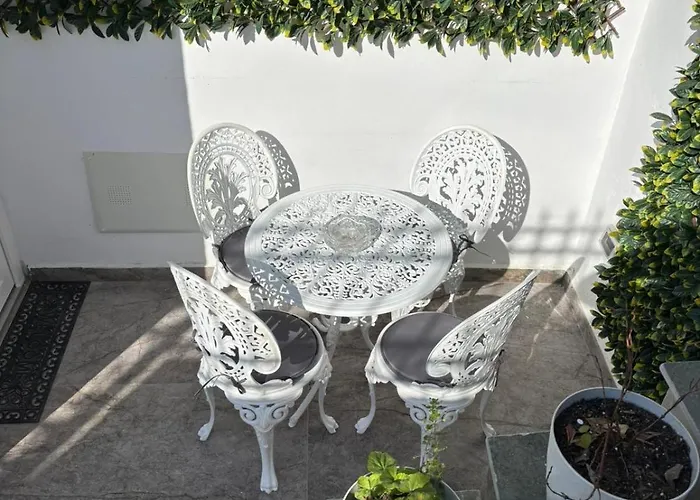 Apartment White Star - With Parking Tirana