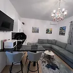 Apartment White Star - With Parking