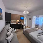 White Star - With Parking Apartment *