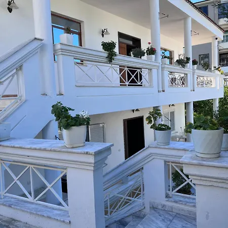 White Star - With Parking Apartament *