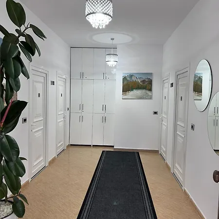 White Star - With Parking