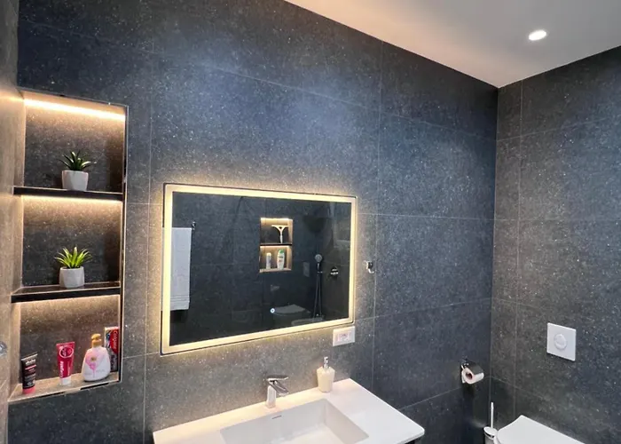 Appartement White Star - With Parking Tirana