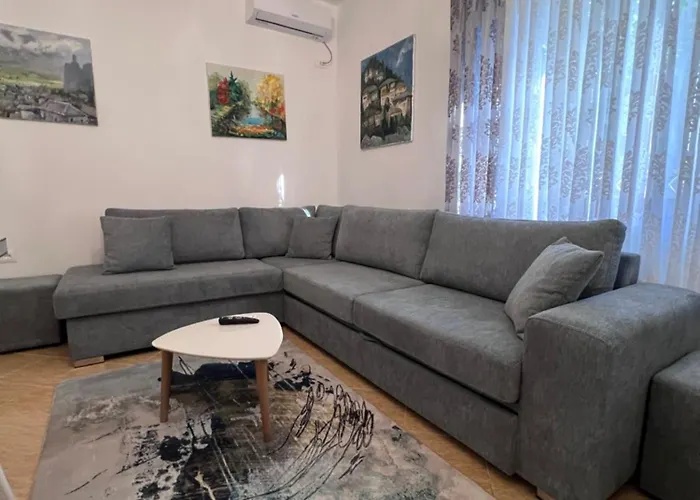 White Star - With Parking