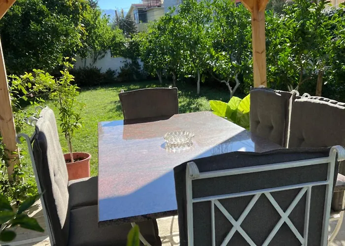 White Star - With Parking *