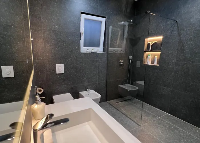 Appartamento White Star - With Parking Tirana